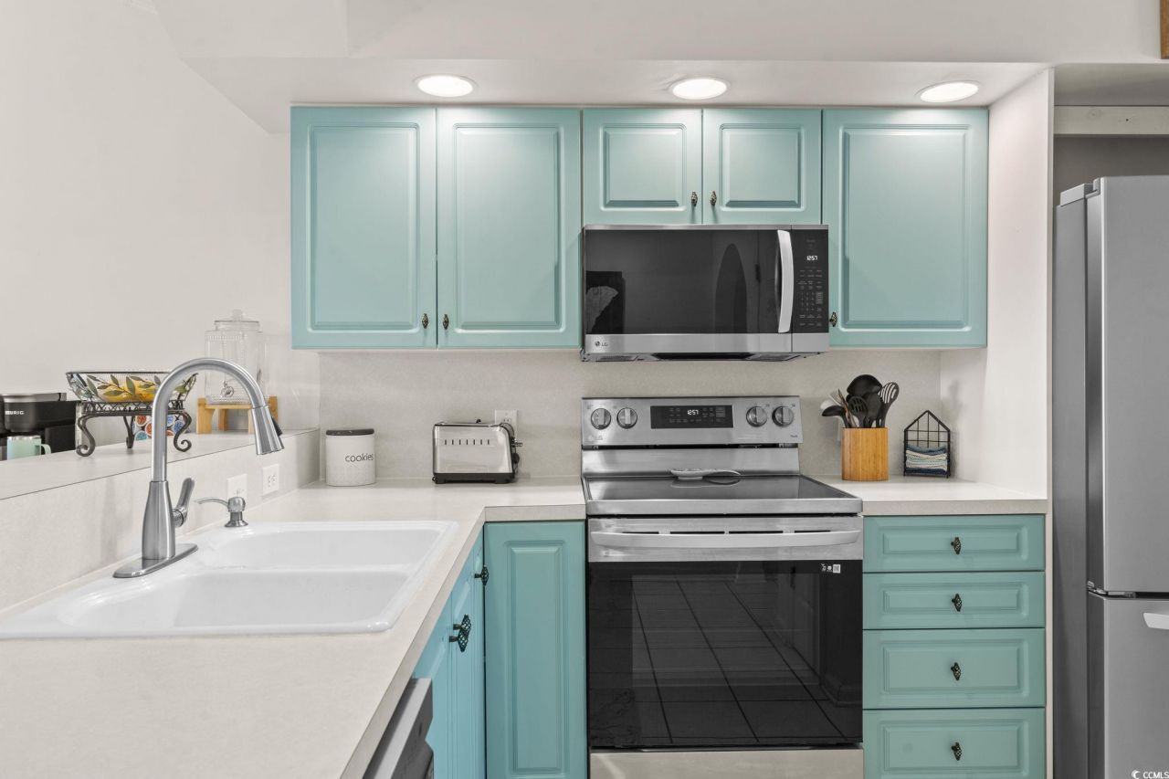 4405 Eastport Blvd. Photo 9