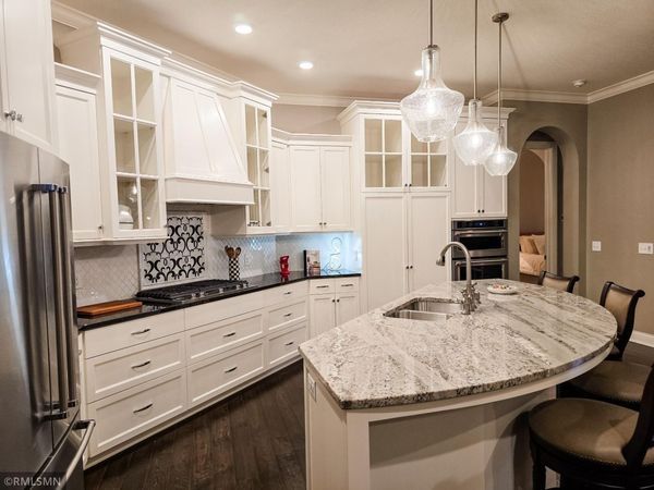 5014 Dale Ridge Road, Woodbury, MN 55129