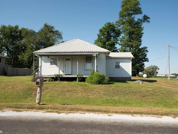 1275 Franics Sartory Road, Warsaw, IL 62379