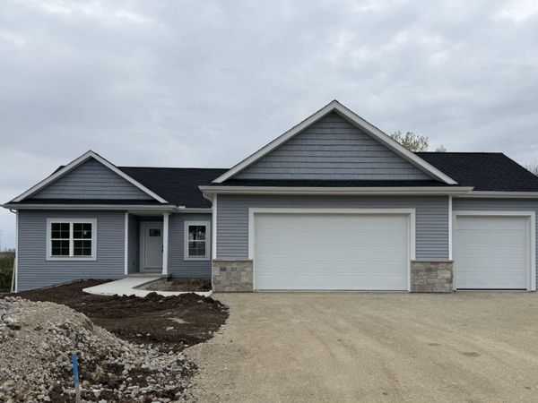502 Ridge Court, Orfordville, WI 53576