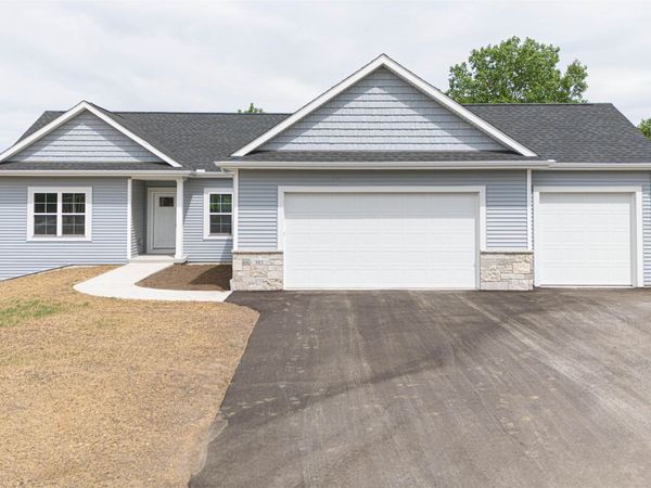 502 Ridge Court, Orfordville, WI 53576