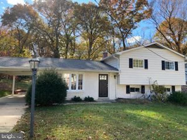 704 KINGS LANE, FORT WASHINGTON, MD 20744