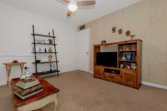 1890 W 56th St, Unit 1423, Hialeah, FL 33012 Photo