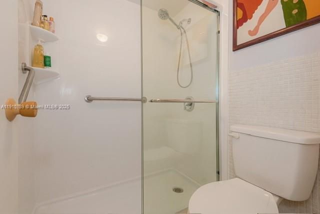 1890 W 56th St, Unit 1423, Hialeah, FL 33012 Photo