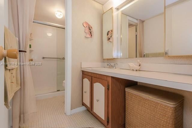 1890 W 56th St, Unit 1423, Hialeah, FL 33012 Photo