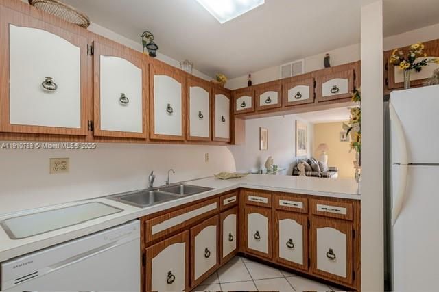 1890 W 56th St, Unit 1423, Hialeah, FL 33012 Photo