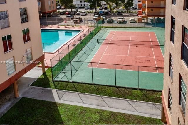 1890 W 56th St, Unit 1423, Hialeah, FL 33012 Photo