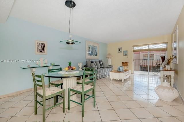 1890 W 56th St, Unit 1423, Hialeah, FL 33012 Photo