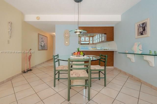 1890 W 56th St, Unit 1423, Hialeah, FL 33012 Photo