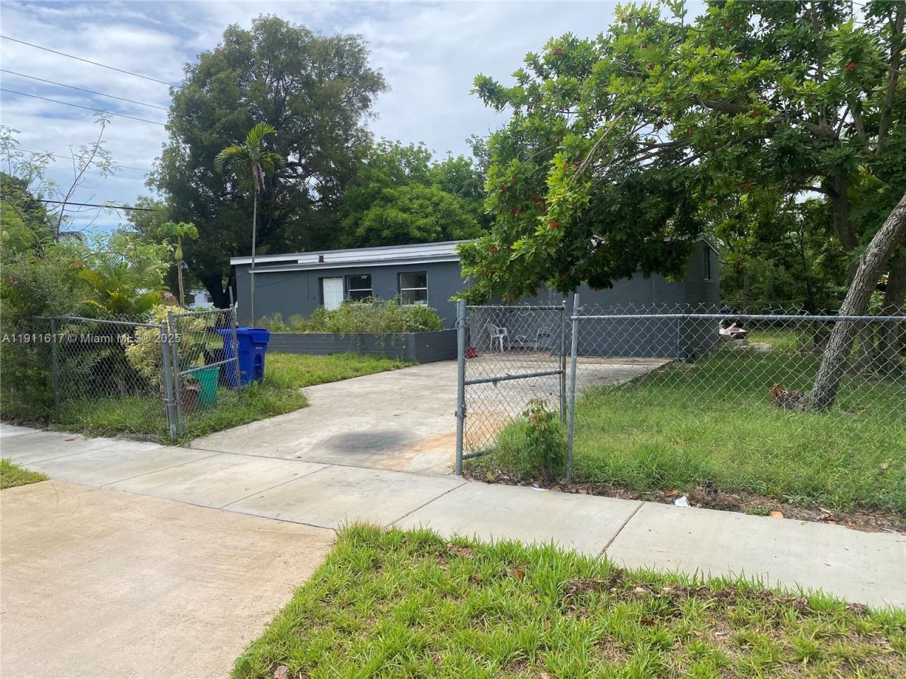 1500 NW 11th Ct, Fort Lauderdale, FL 33311 Photo