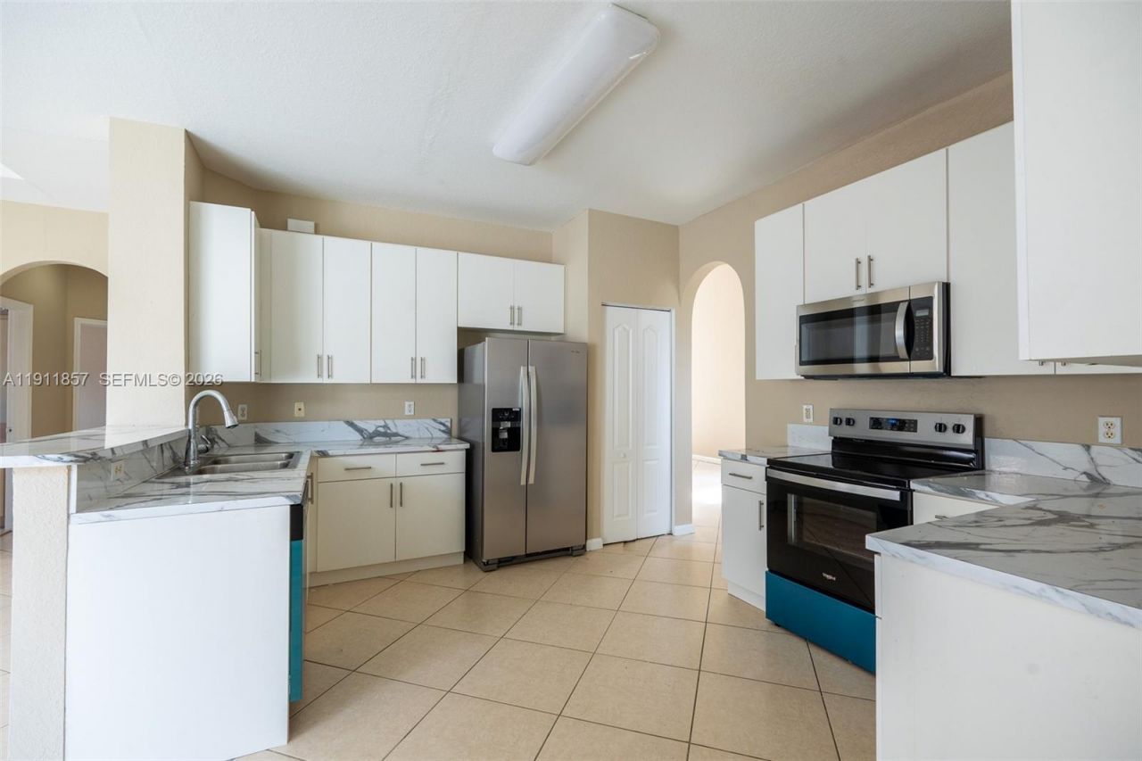 1770 NE 37th Pl, Homestead, FL 33033 Photo