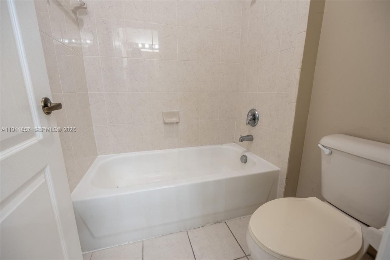 1770 NE 37th Pl, Homestead, FL 33033 Photo