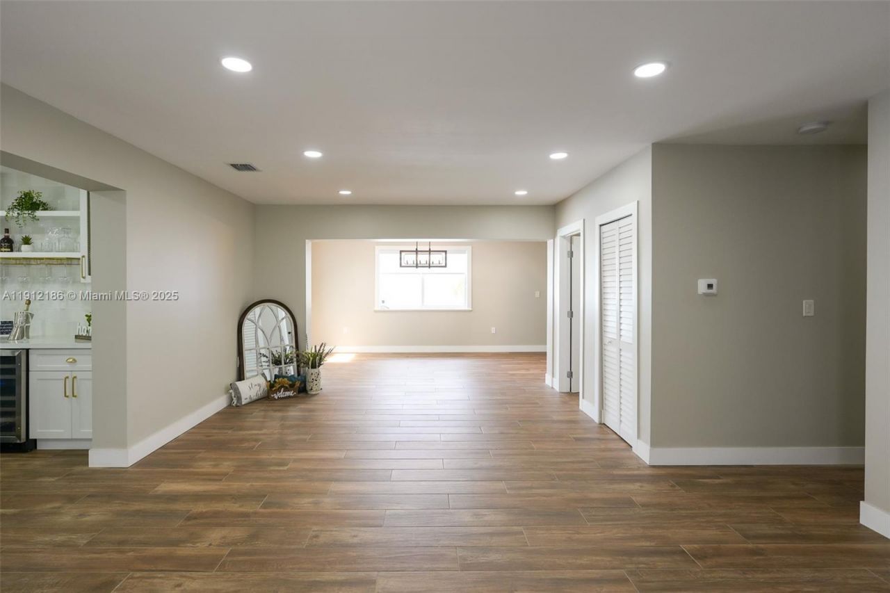 19450 SW 125th Ave, Miami, FL 33177 Photo