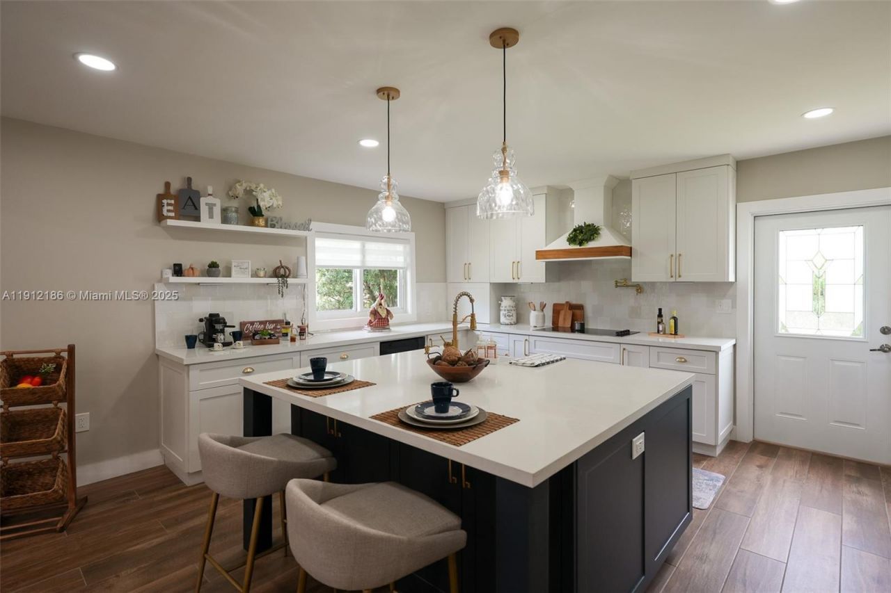 19450 SW 125th Ave, Miami, FL 33177 Photo