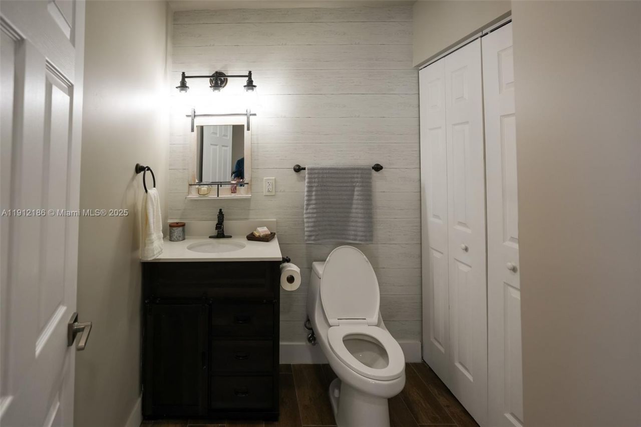 19450 SW 125th Ave, Miami, FL 33177 Photo