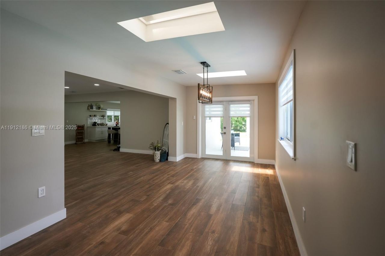 19450 SW 125th Ave, Miami, FL 33177 Photo