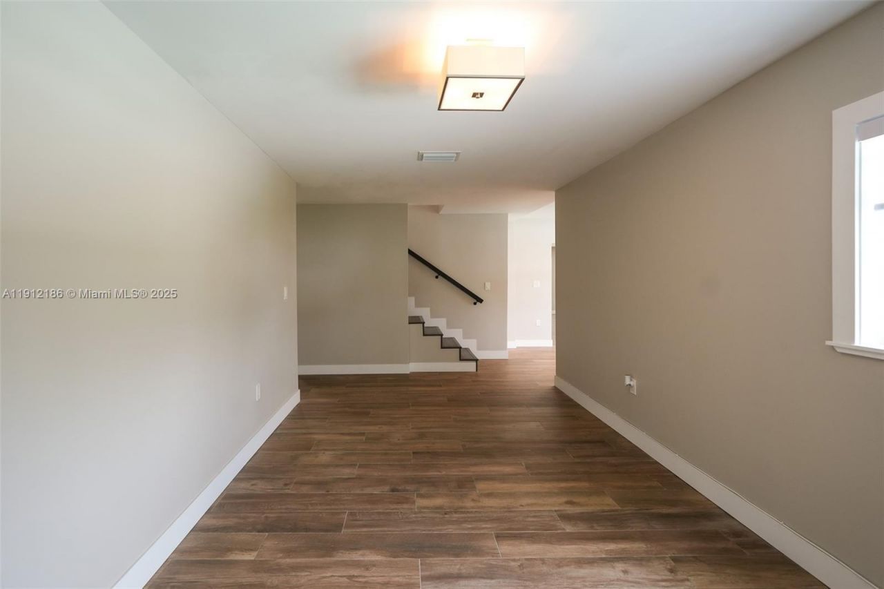 19450 SW 125th Ave, Miami, FL 33177 Photo