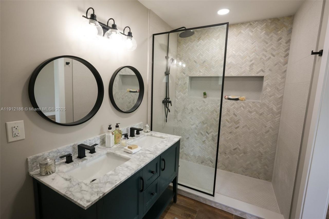 19450 SW 125th Ave, Miami, FL 33177 Photo