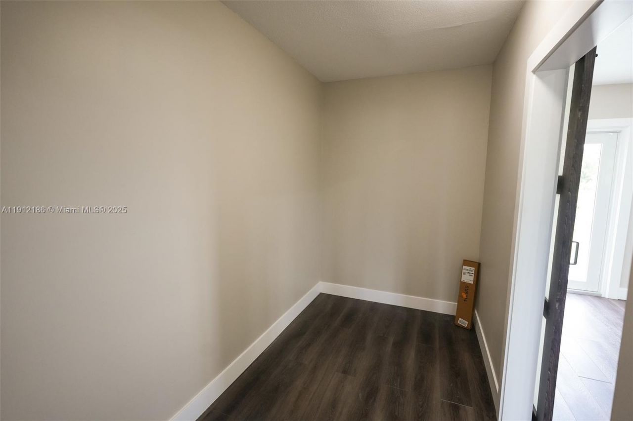 19450 SW 125th Ave, Miami, FL 33177 Photo