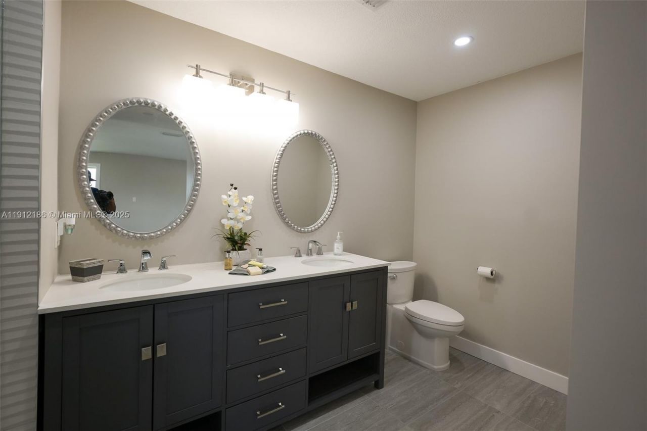 19450 SW 125th Ave, Miami, FL 33177 Photo