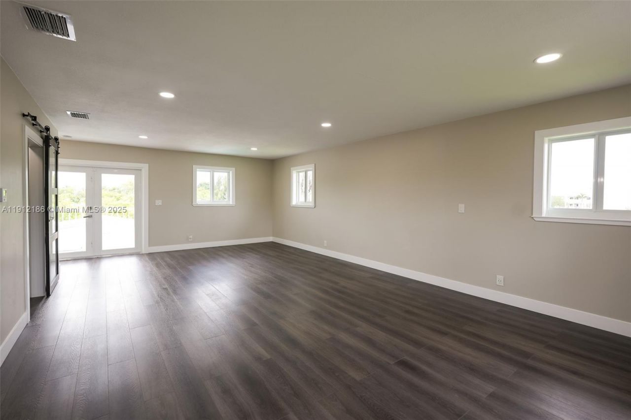 19450 SW 125th Ave, Miami, FL 33177 Photo