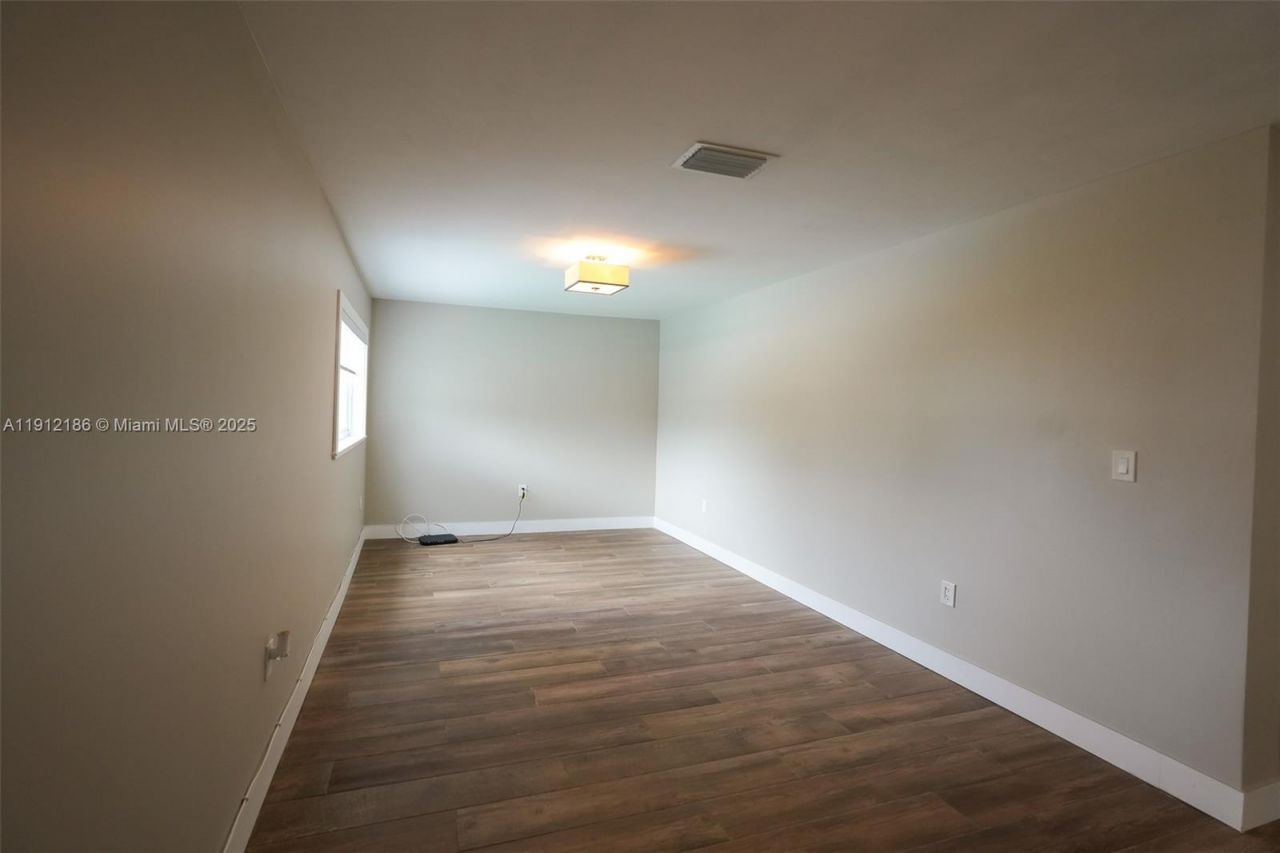 19450 SW 125th Ave, Miami, FL 33177 Photo