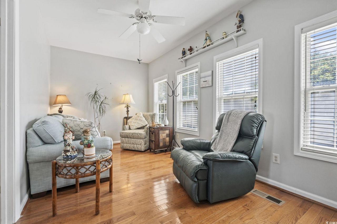 709 Triple Oak Ln. Photo 5