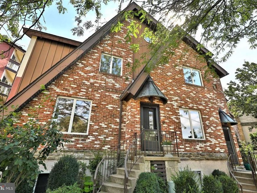 8 Rex Avenue, Unit 11, Philadelphia, PA 19118 Main Photo