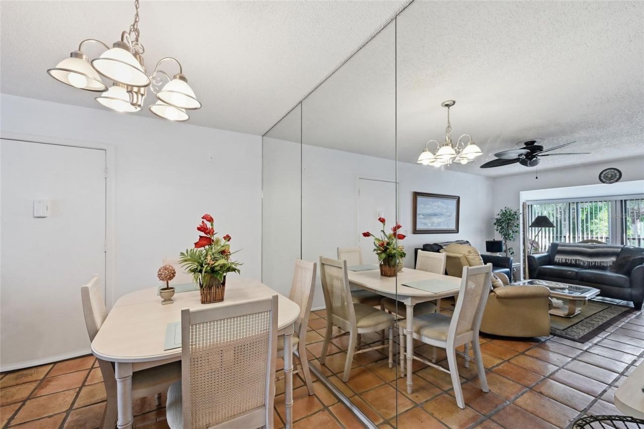 5683 Midnight Pass Road, Unit 110, Sarasota, FL 34242 Photo