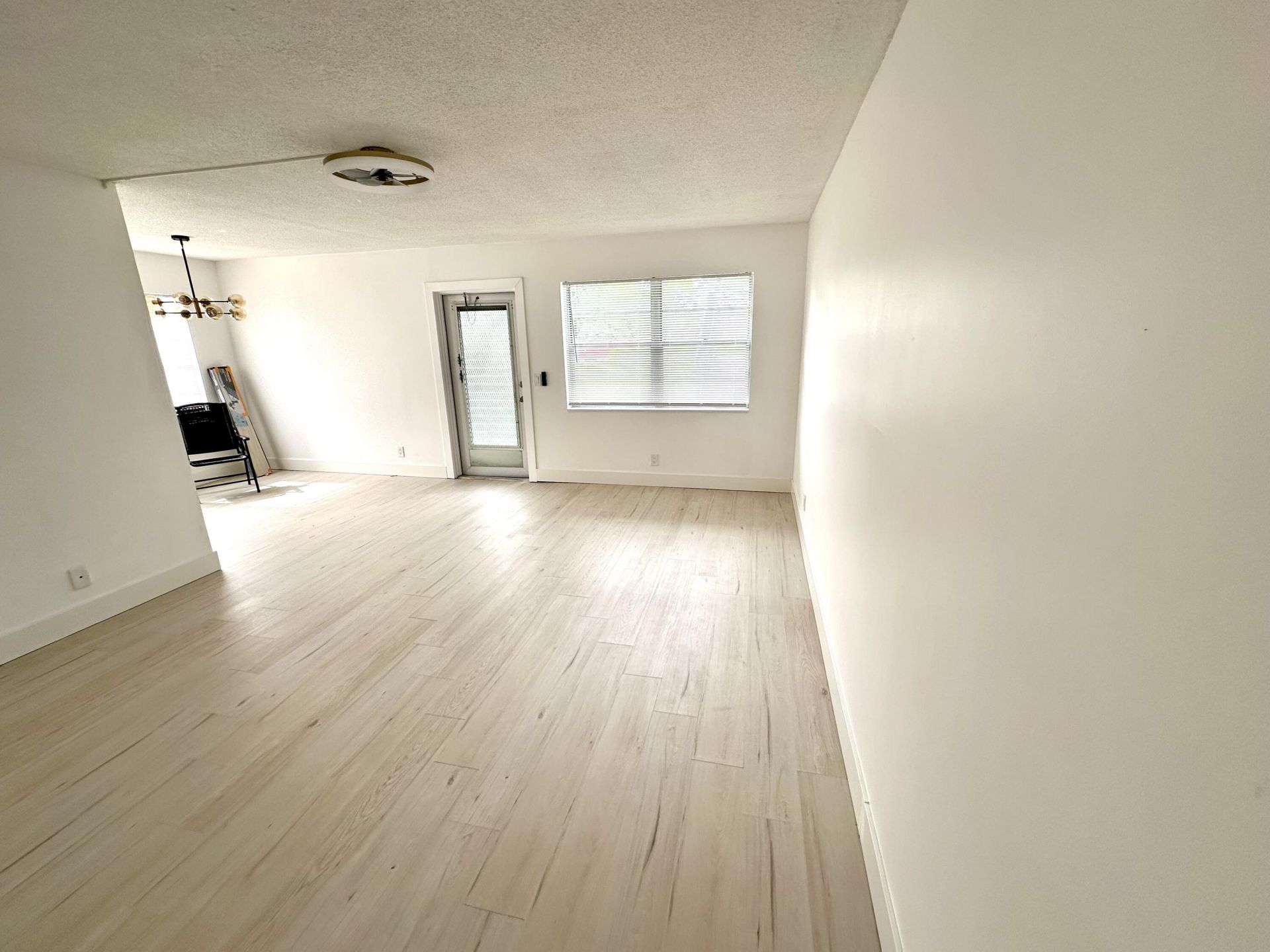 121 Sheffield F, West Palm Beach, FL 33417 Photo