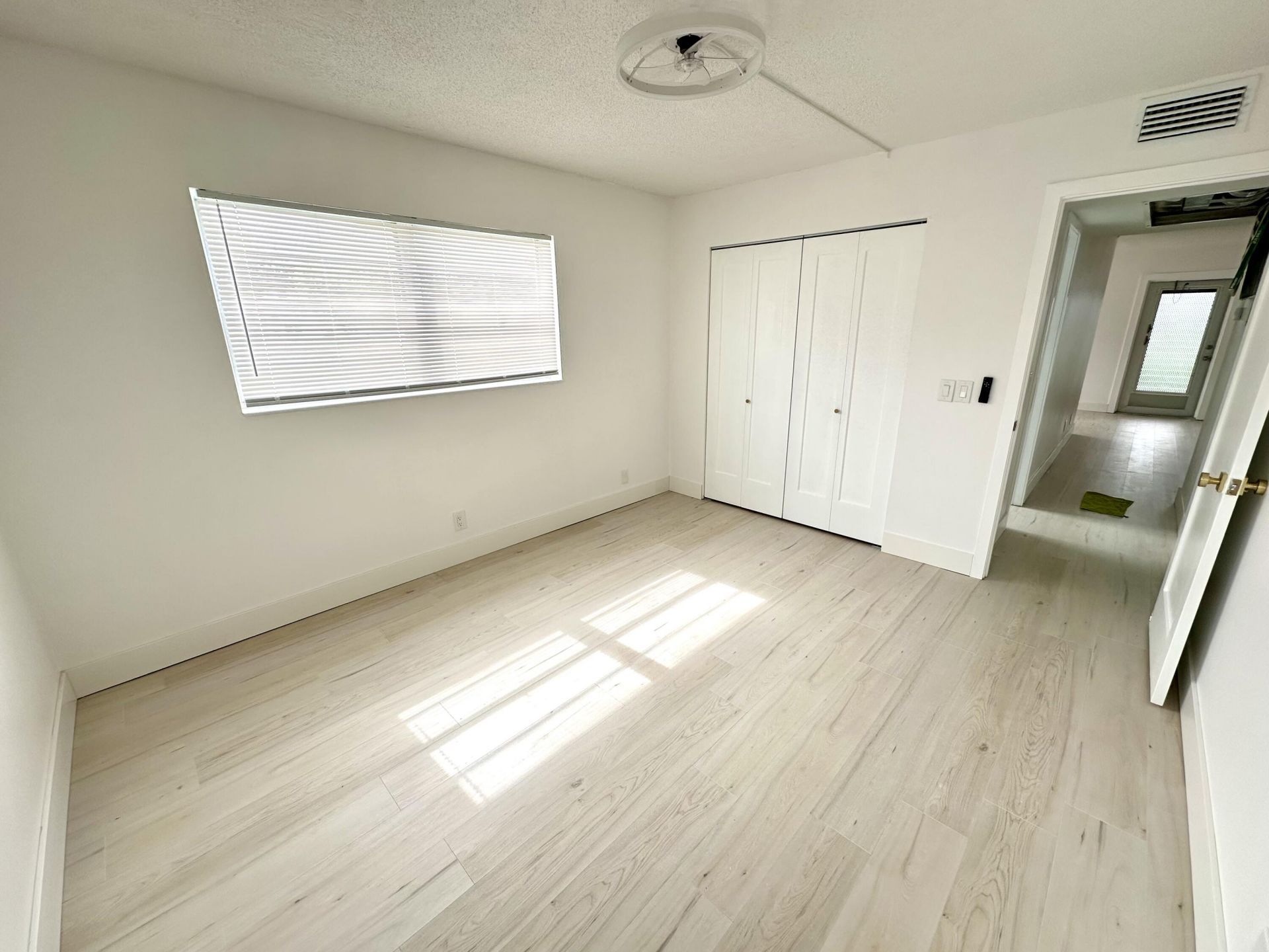 121 Sheffield F, West Palm Beach, FL 33417 Photo