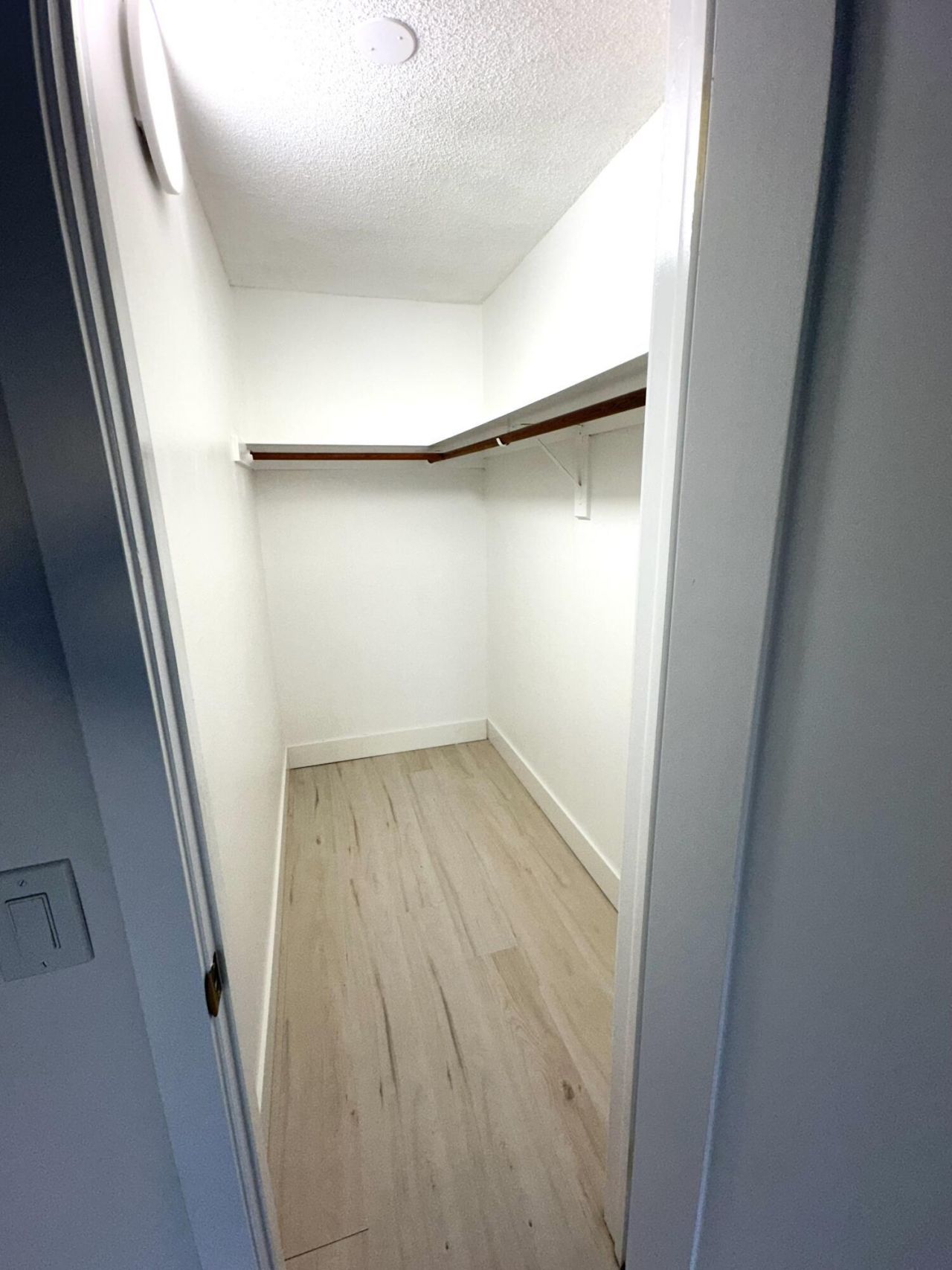121 Sheffield F, West Palm Beach, FL 33417 Photo