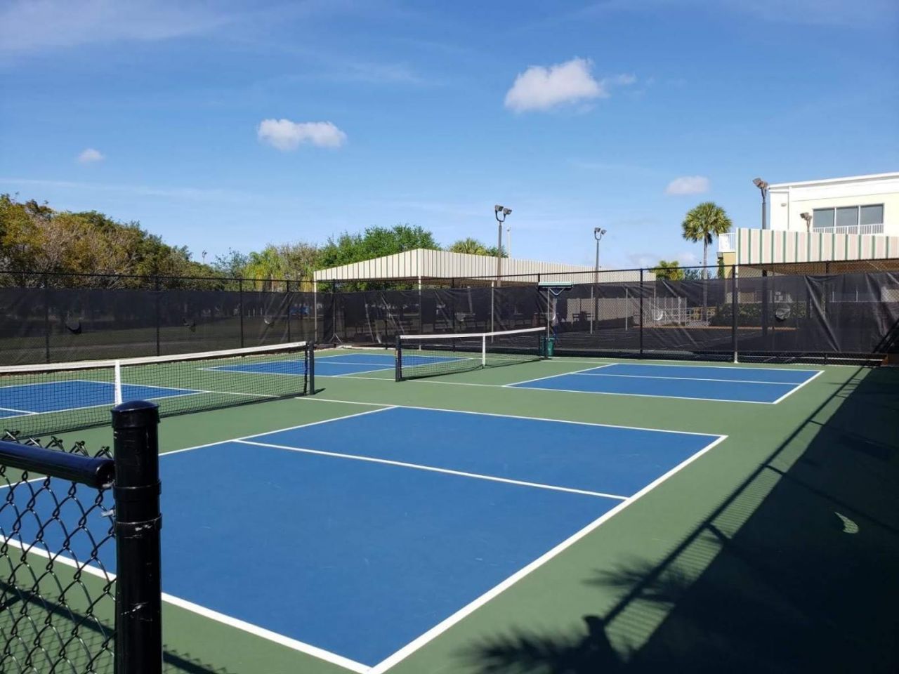 121 Sheffield F, West Palm Beach, FL 33417 Photo