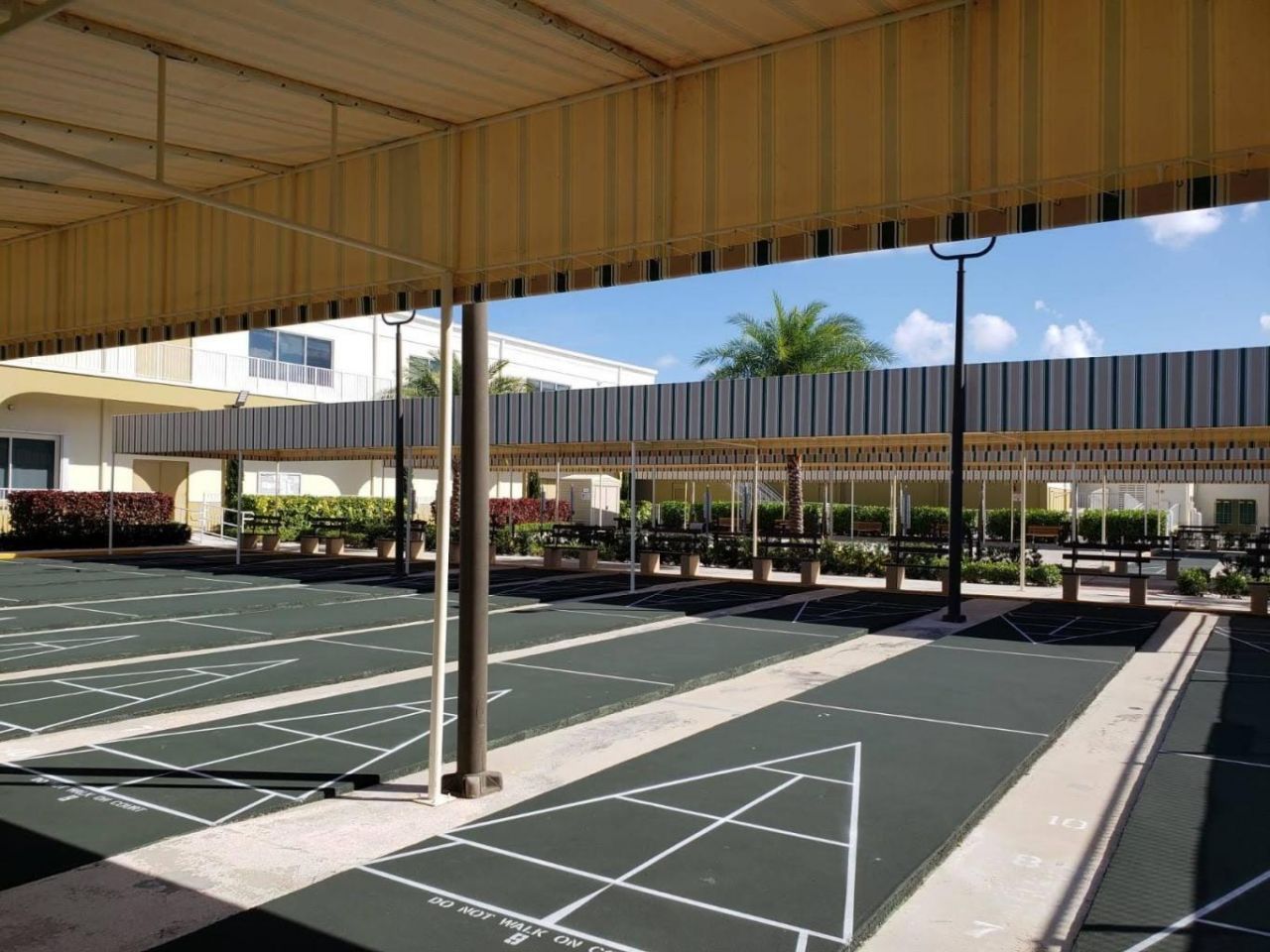 121 Sheffield F, West Palm Beach, FL 33417 Photo
