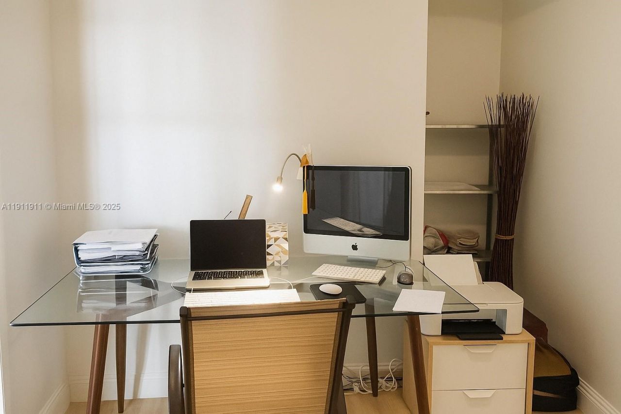 910 Bay Dr, Unit 29, Miami Beach, FL 33141 Photo