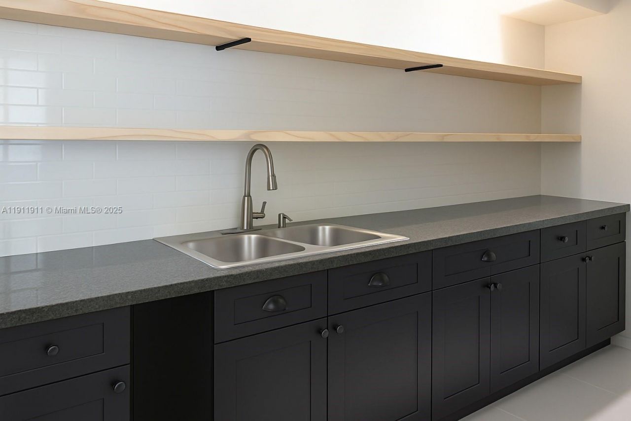 910 Bay Dr, Unit 29, Miami Beach, FL 33141 Photo