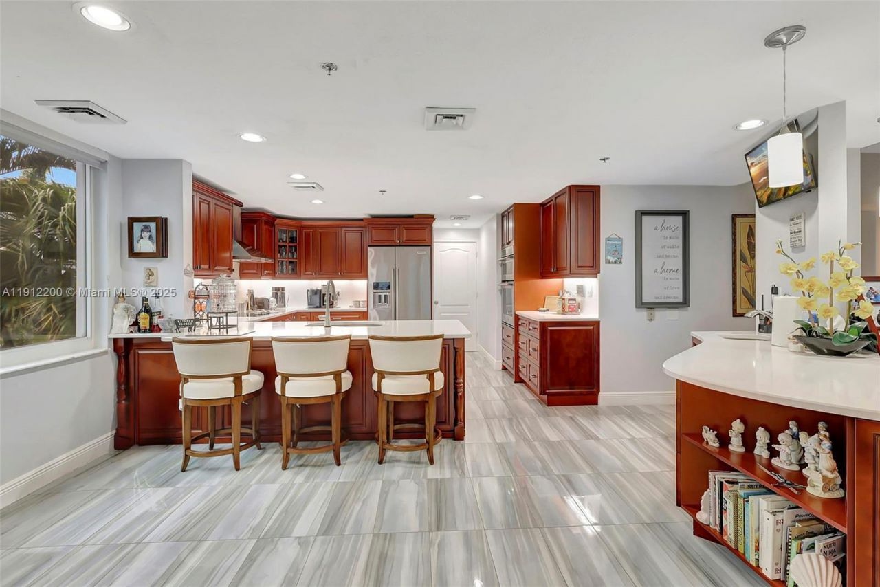 1140 SW Chapman Way, Unit 401, Palm City, FL 34990 Photo