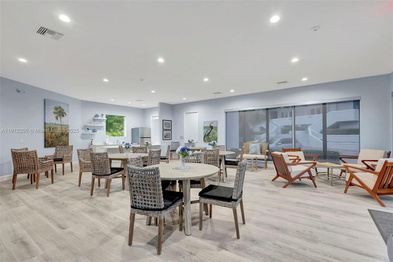 1140 SW Chapman Way, Unit 401, Palm City, FL 34990 Photo