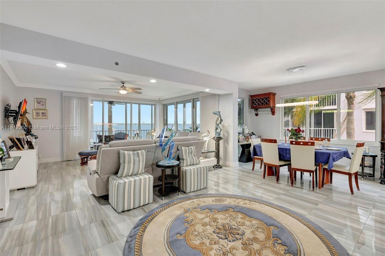 1140 SW Chapman Way, Unit 401, Palm City, FL 34990 Photo