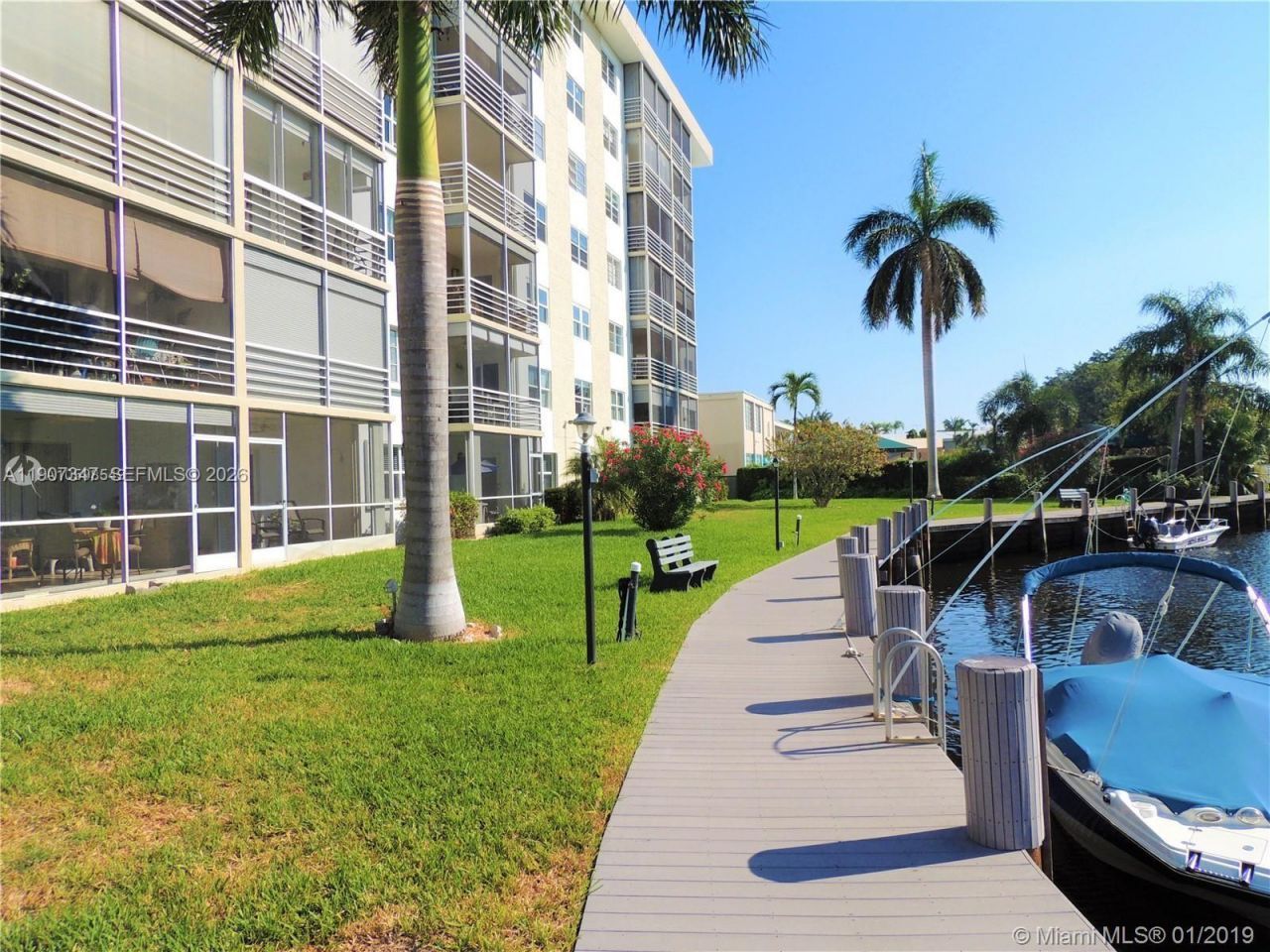 3040 NE 16th Ave, Unit 216, Oakland Park, FL 33334 Photo