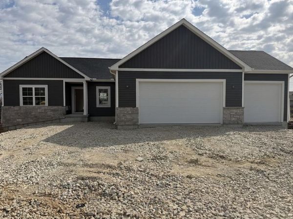 412 Ridge Court, Orfordville, WI 53576