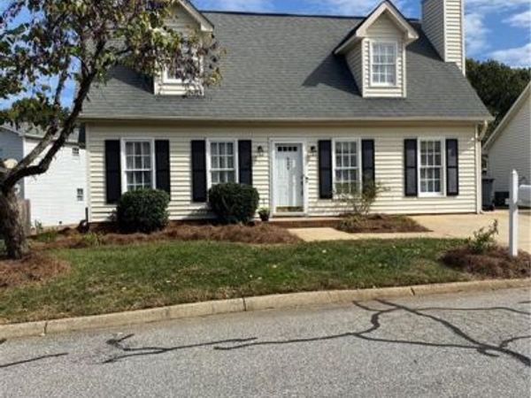 327 Brookside Court, Kernersville, NC 27284