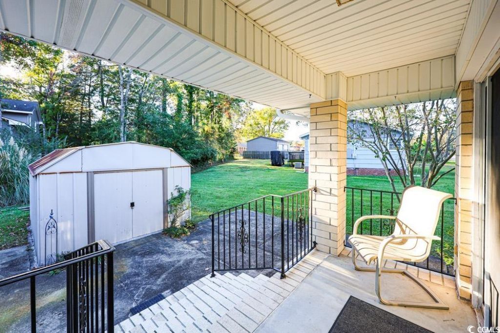 801 Talbot Circle Photo 32