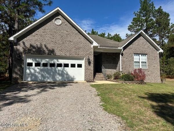 10 Wildwood Lane, Foxfire Village, NC 27281