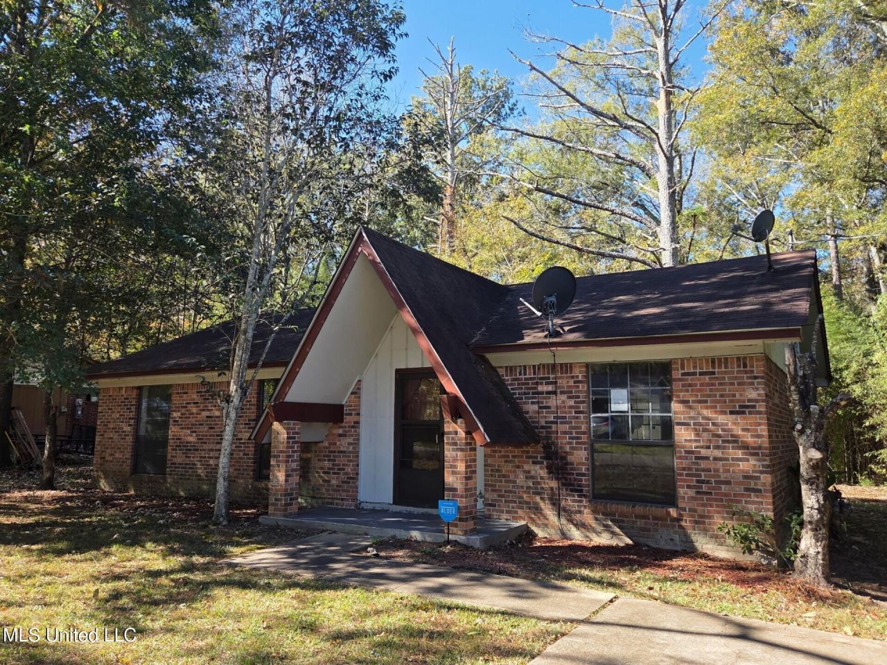 713 Wicker Street, Forest, MS 39074 Main Photo