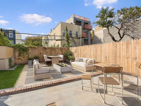 216 20th Street, Unit 1B, Brooklyn, NY 00000