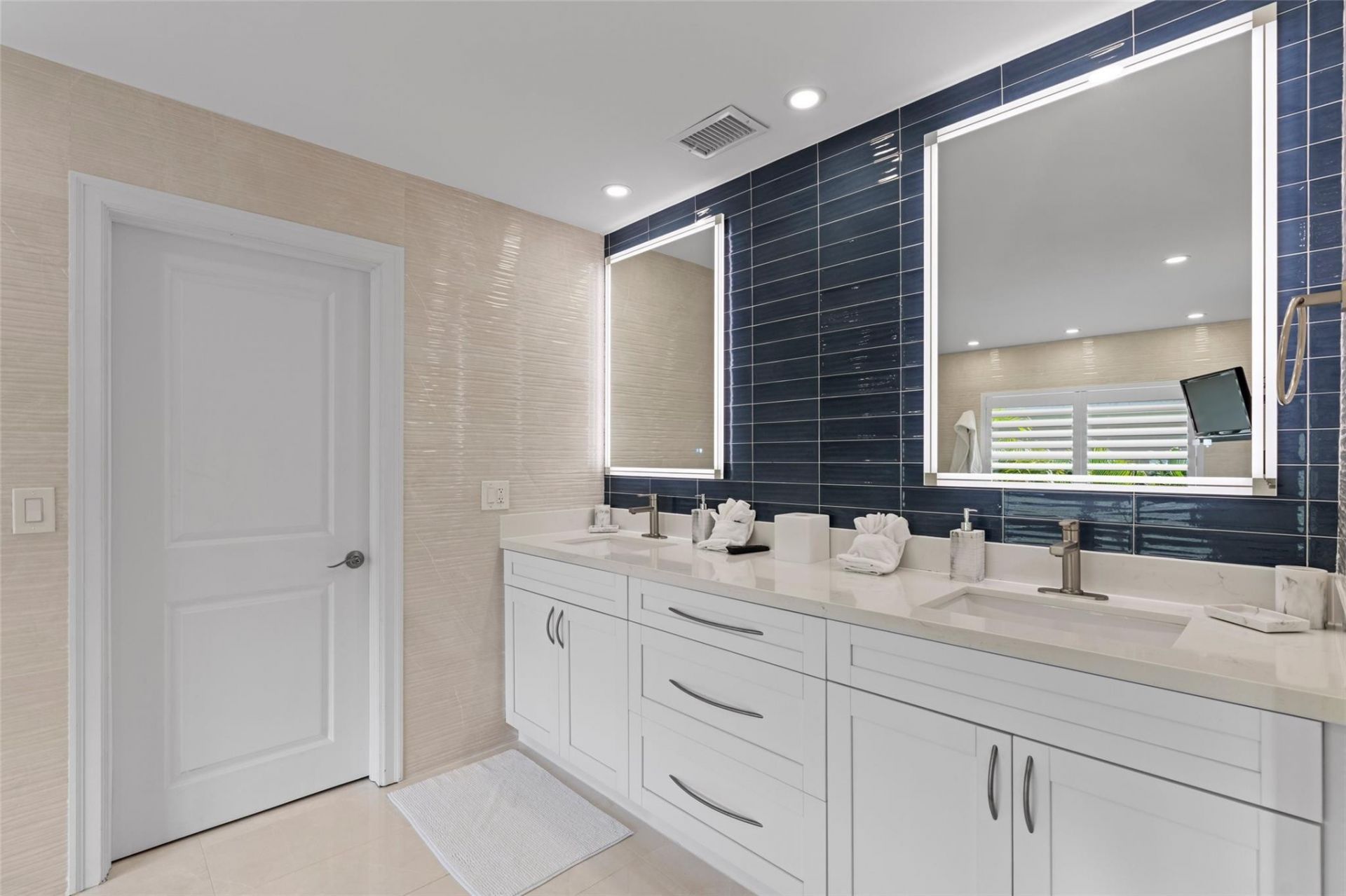 15555 Hawker Lane, Wellington, FL 33414 Photo