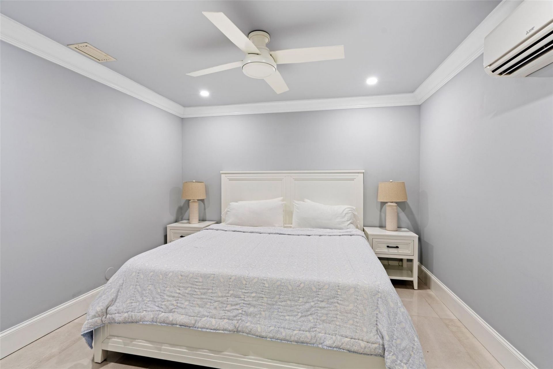 15555 Hawker Lane, Wellington, FL 33414 Photo