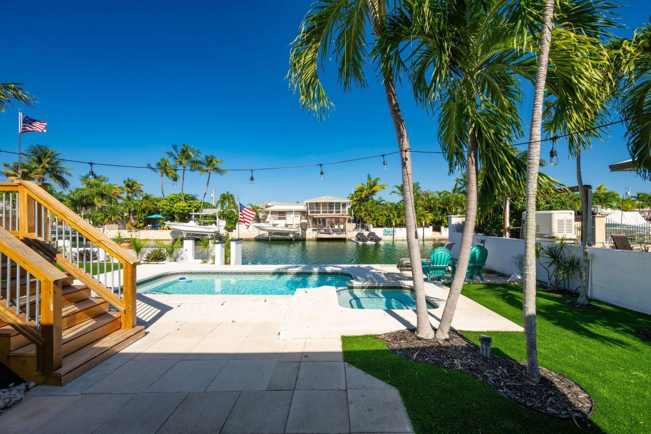 16 Azalea Drive, Key Haven, FL 33040 Photo