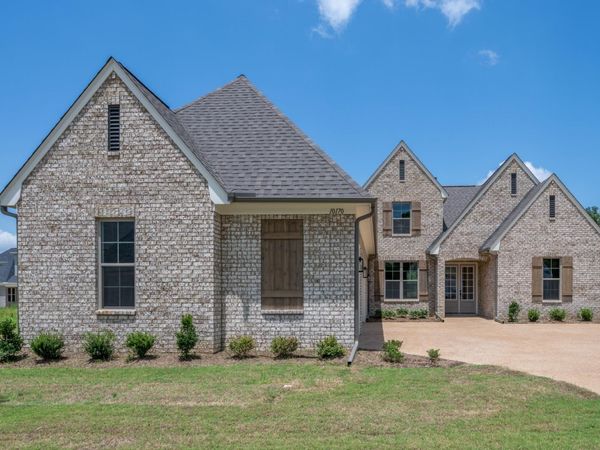 10170 CONNER FIELD LN, Lakeland, TN 38002